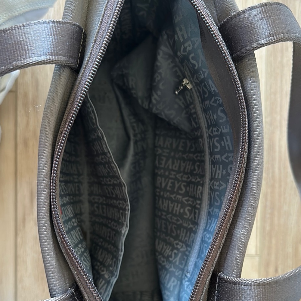 Harvey’s Classic Brown Bag - Picture 2 of 5